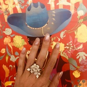 Oscar de la Renta Rose & Vine Ring